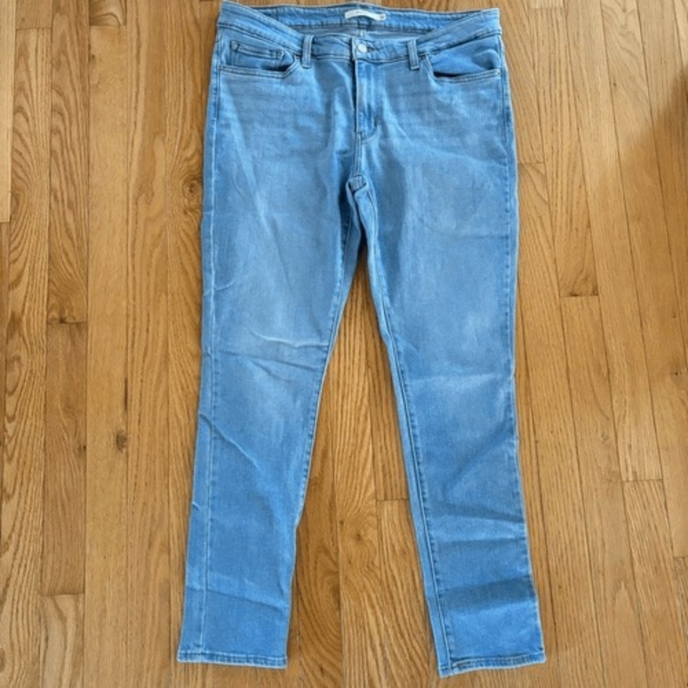 Levi's 711 Light Washed high rise skinny straight leg denim jeans womens size 32